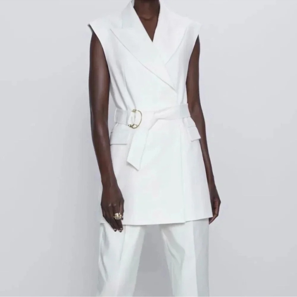 Zara LIMITED EDITION TIK TOK FAMOUS Belted White Vest  BlazerDress - Picture 3 of 12